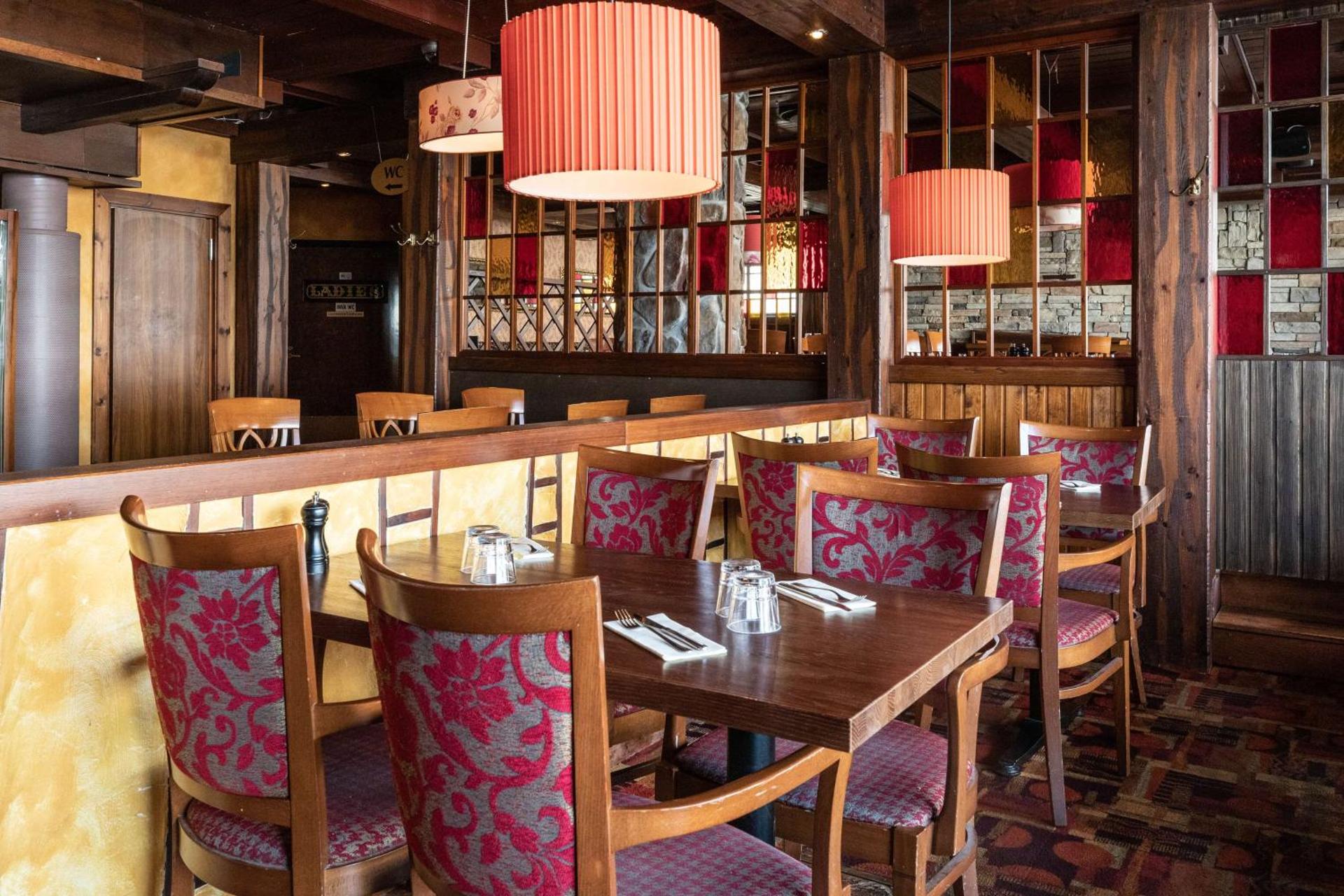 Restaurant/places to eat