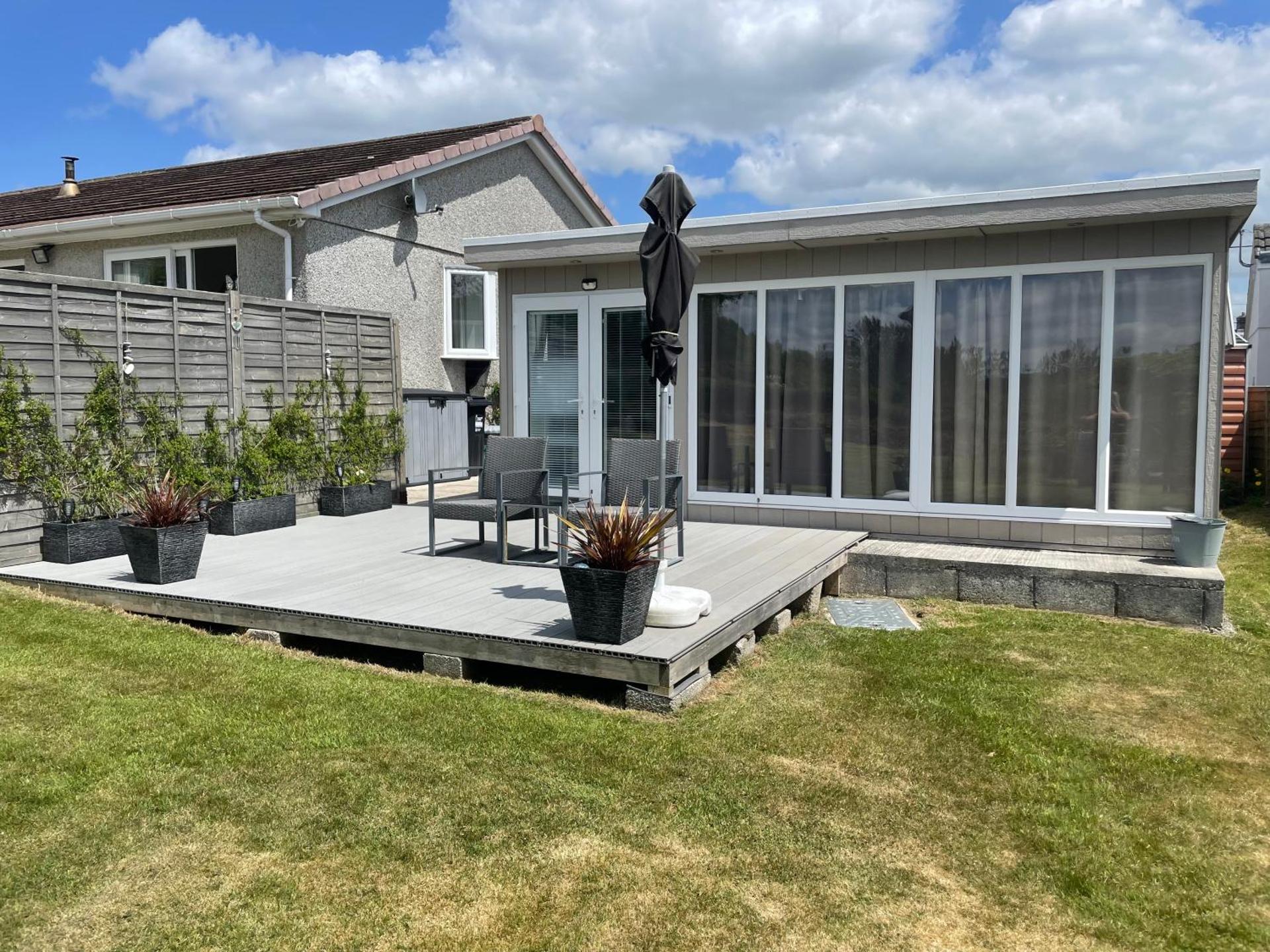 The Garden Room - A cosy country stay in Cornwall