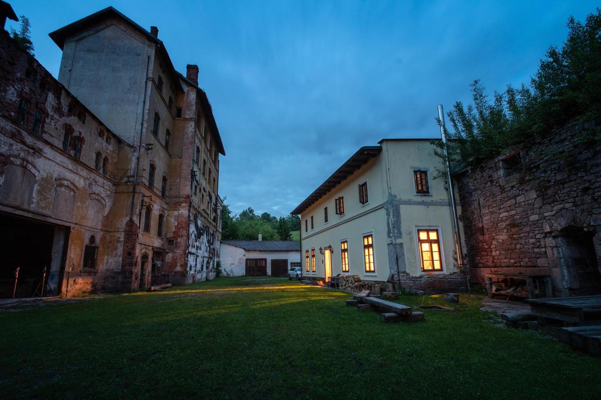 PENZION "Pivovar" KLUGE - Jedinečné ubytování v areálu bývalého pivovaru