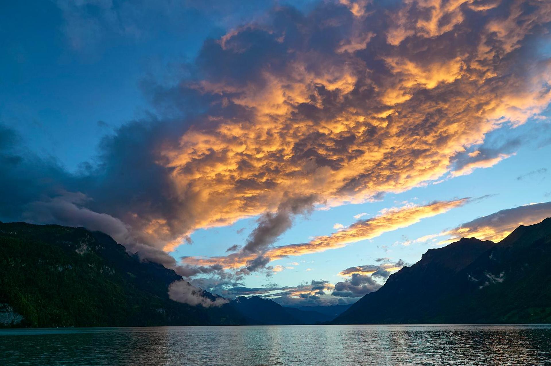 Abendrot - Direct lake view