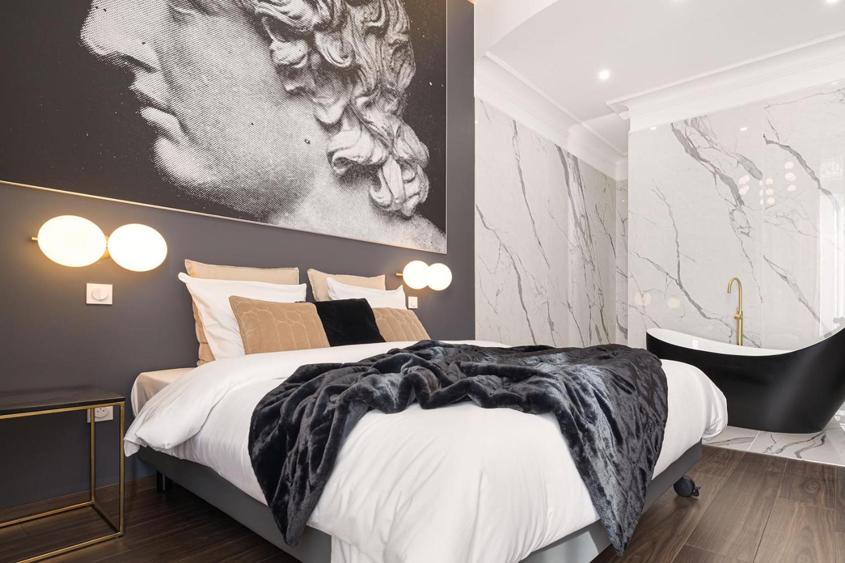 Legend Majestic - Parking Privé GRATUIT- Climatisation - Gare - Centre Ville - FIBRE