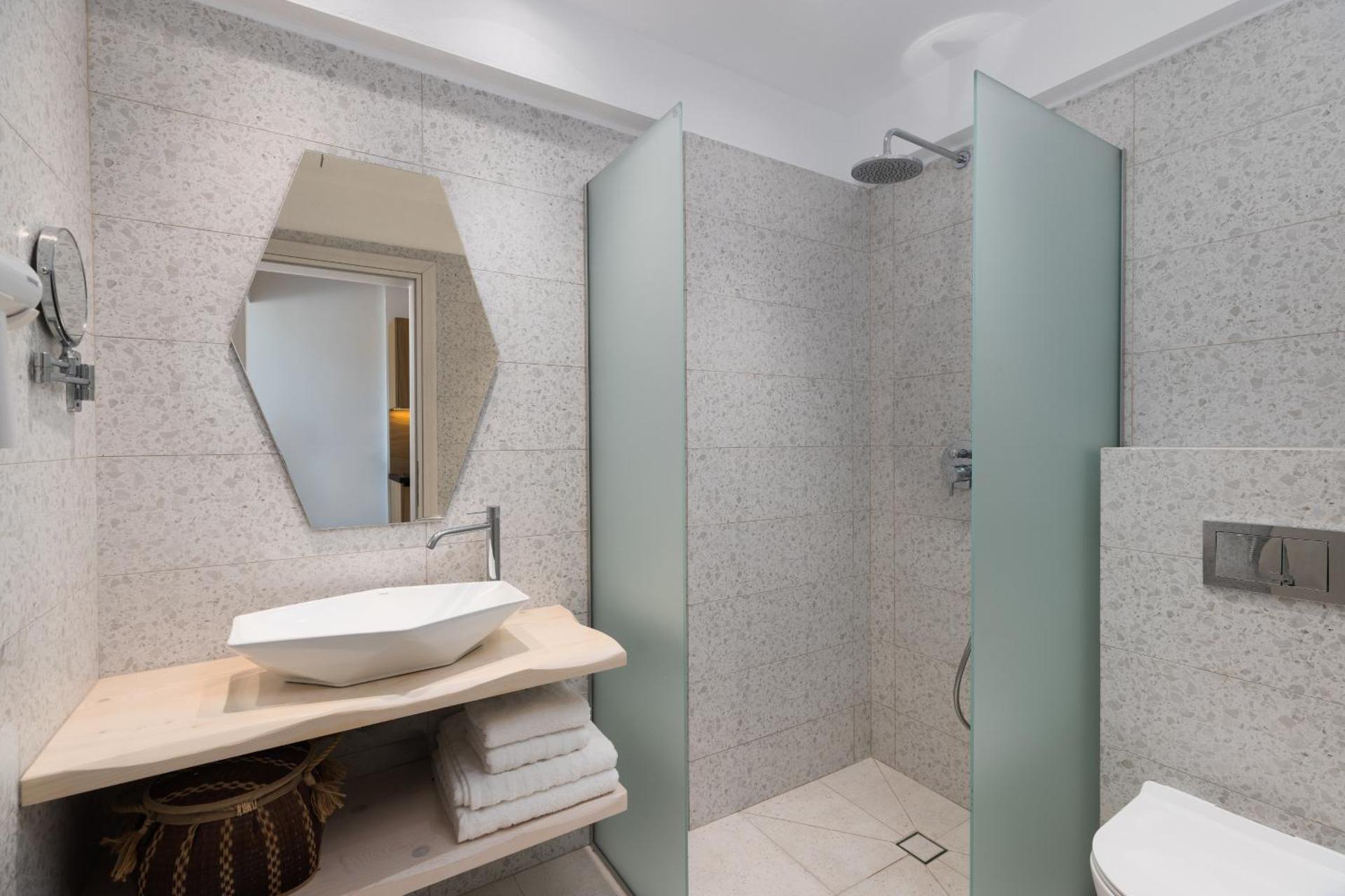 Solis Ortus adults 16plus