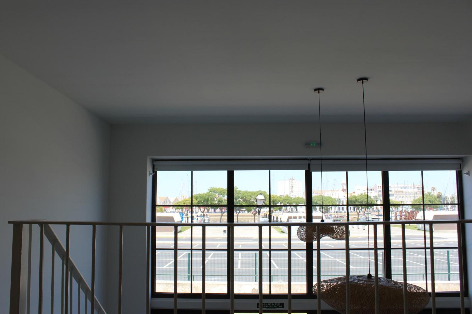 Apartment with Shower