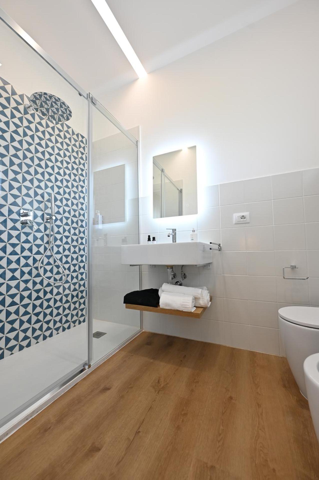 Spazio83 Comfort Rooms