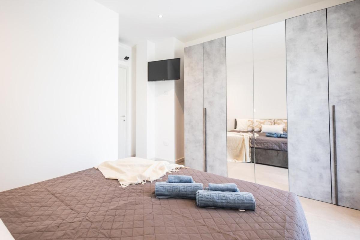 AmazHome - "Piano House" parking and near the beach