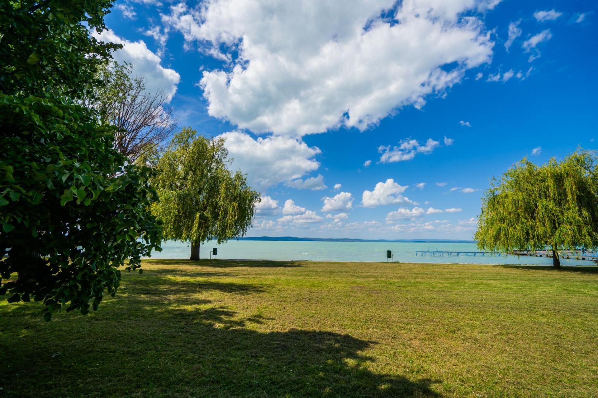 MyFlat Coral 61 Luxury Apartment