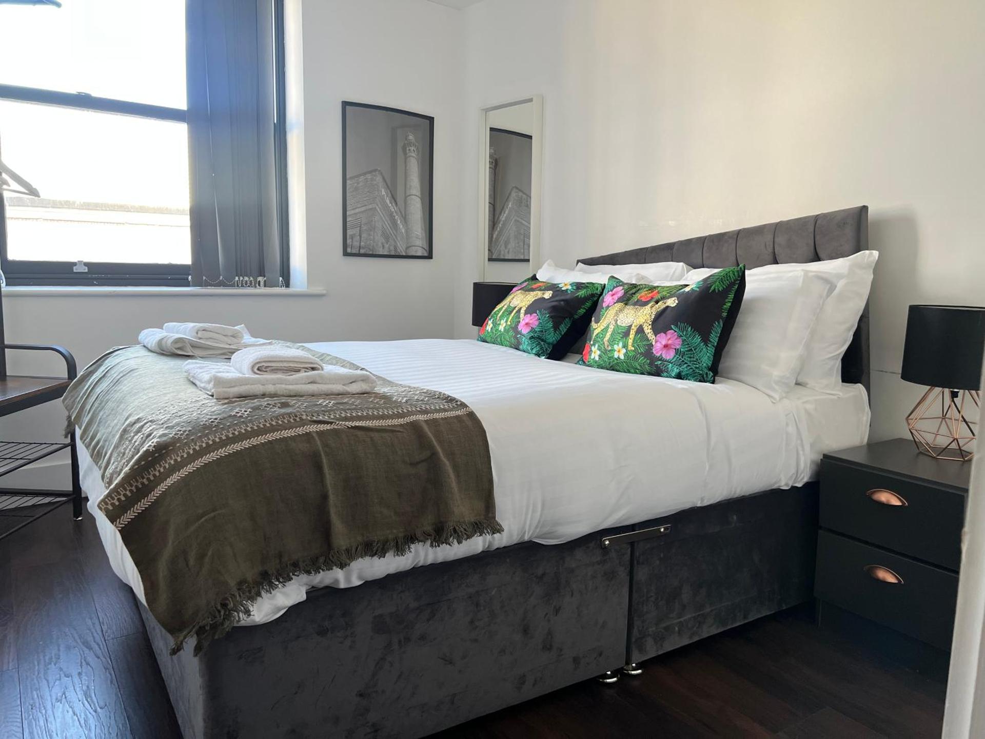 Mathew Street 1 bed apt sleeps 6