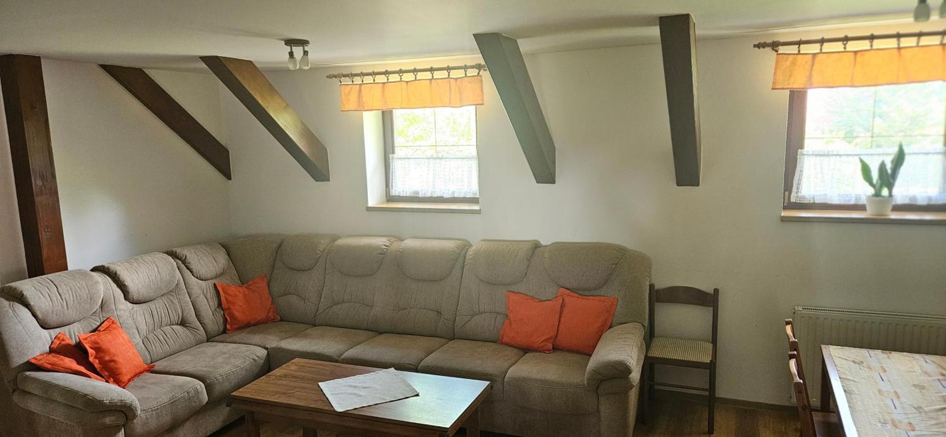 Communal lounge/ TV room