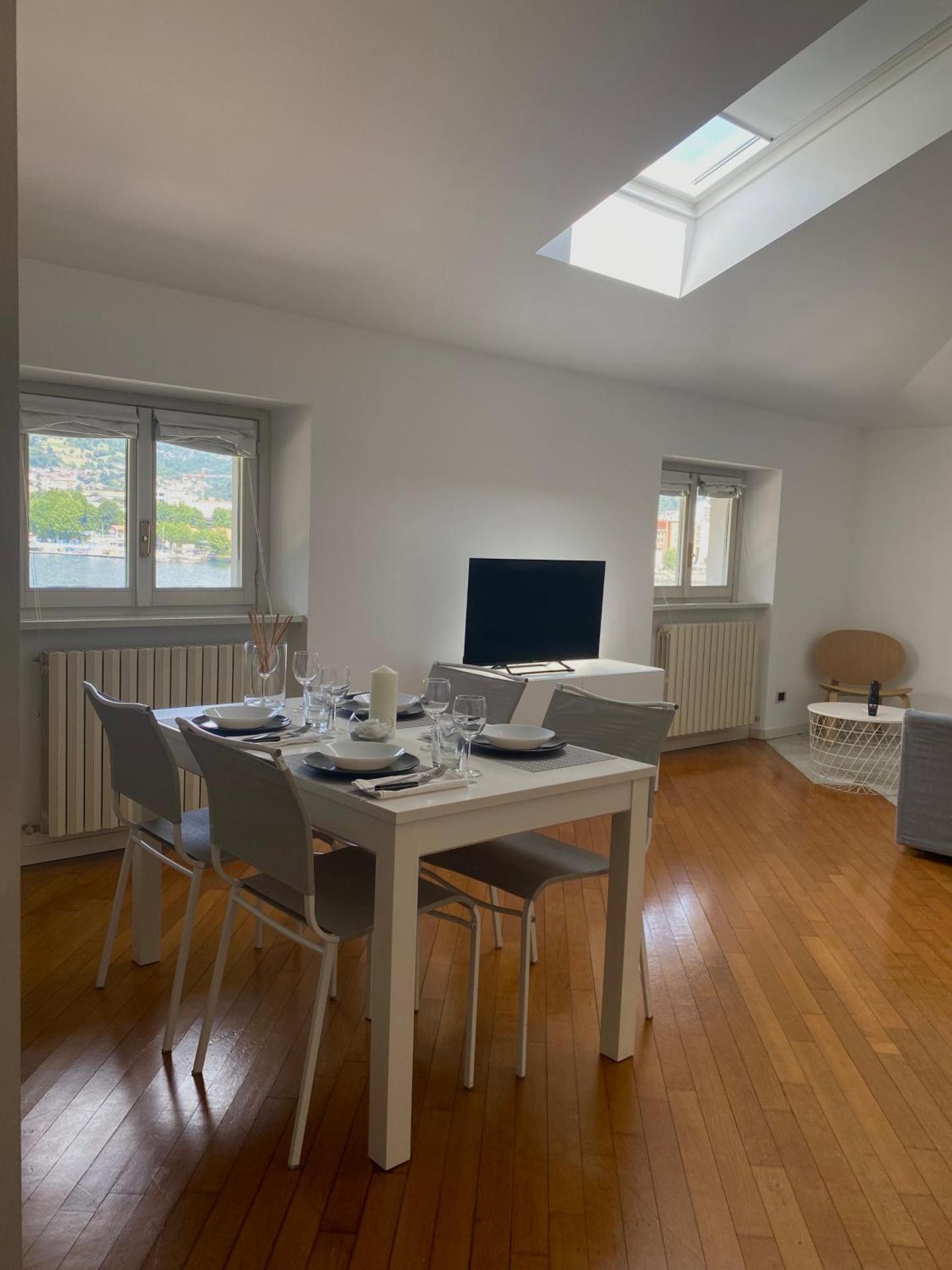 Casa di Giò - Comfy Lake Como Attic