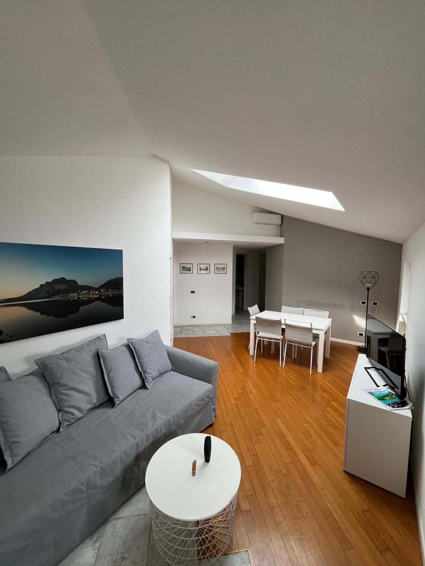 Casa di Giò - Comfy Lake Como Attic