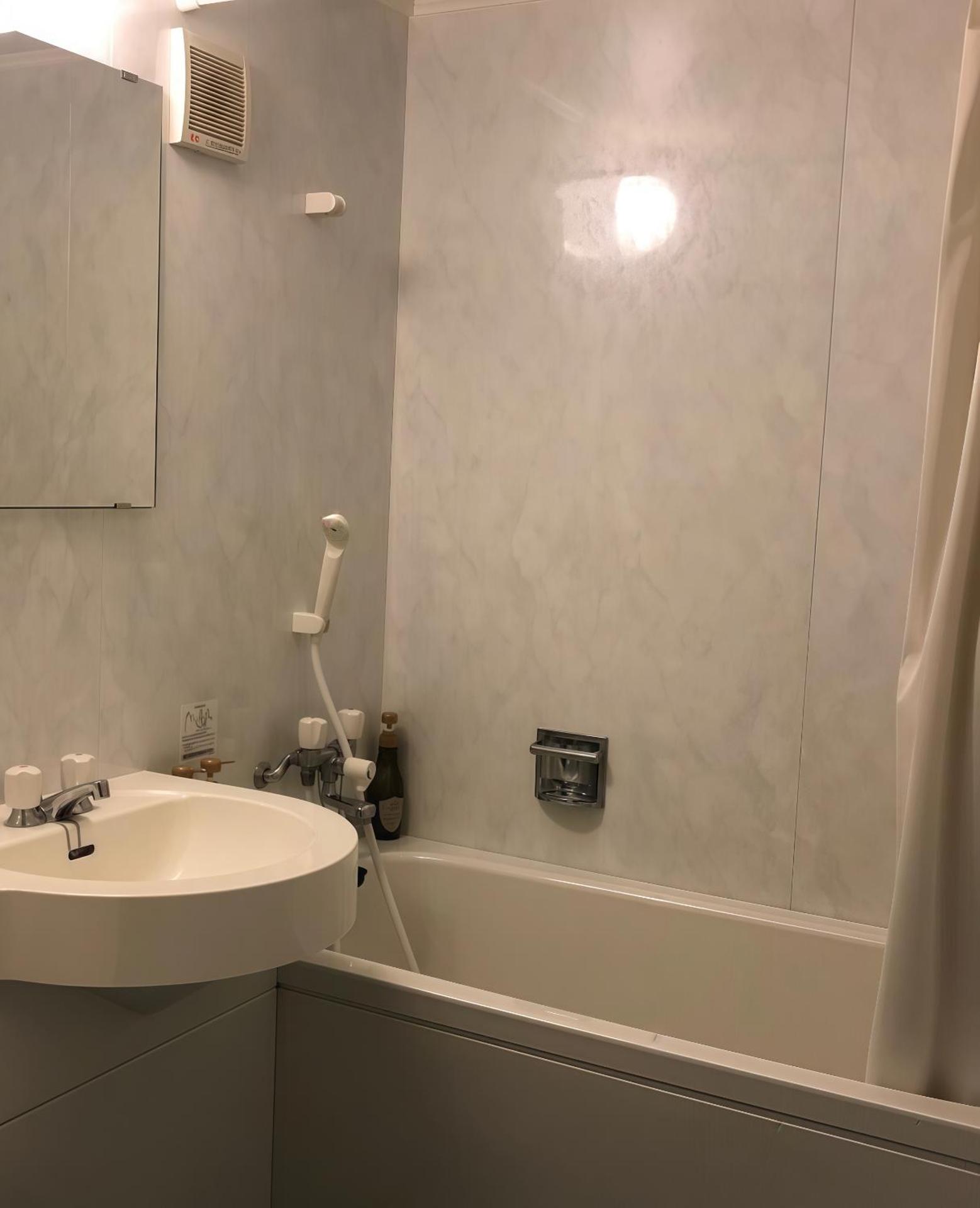 Doppelzimmer mit Gemeinschafts-WC