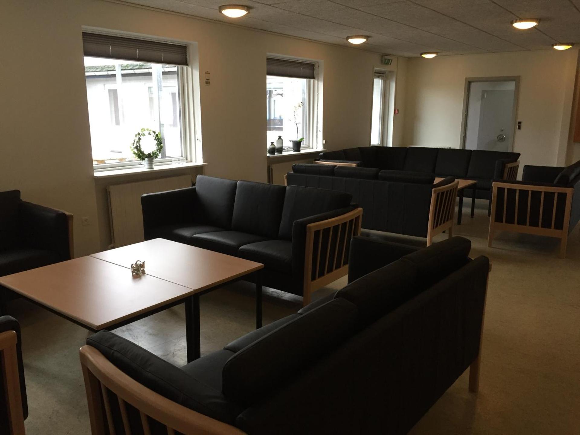 Communal lounge/ TV room