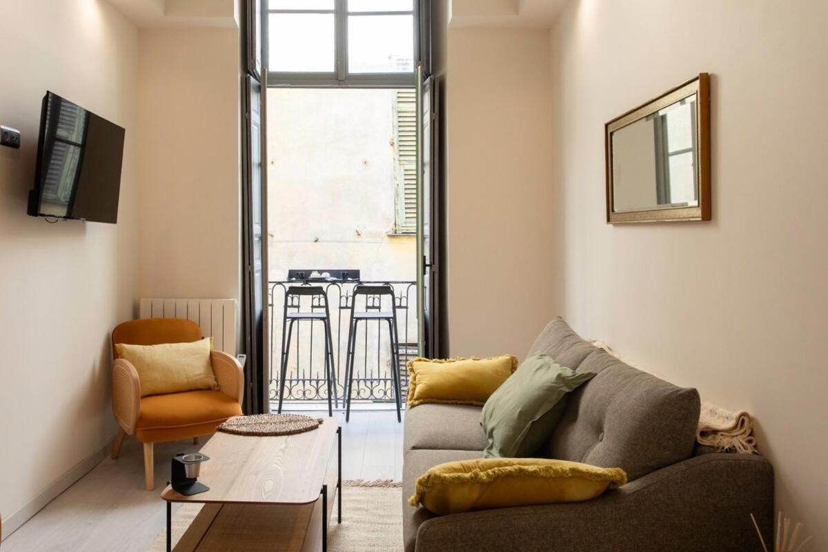 #3 Mascoinat 1BDR Old Town, near beach Fan & WIFI