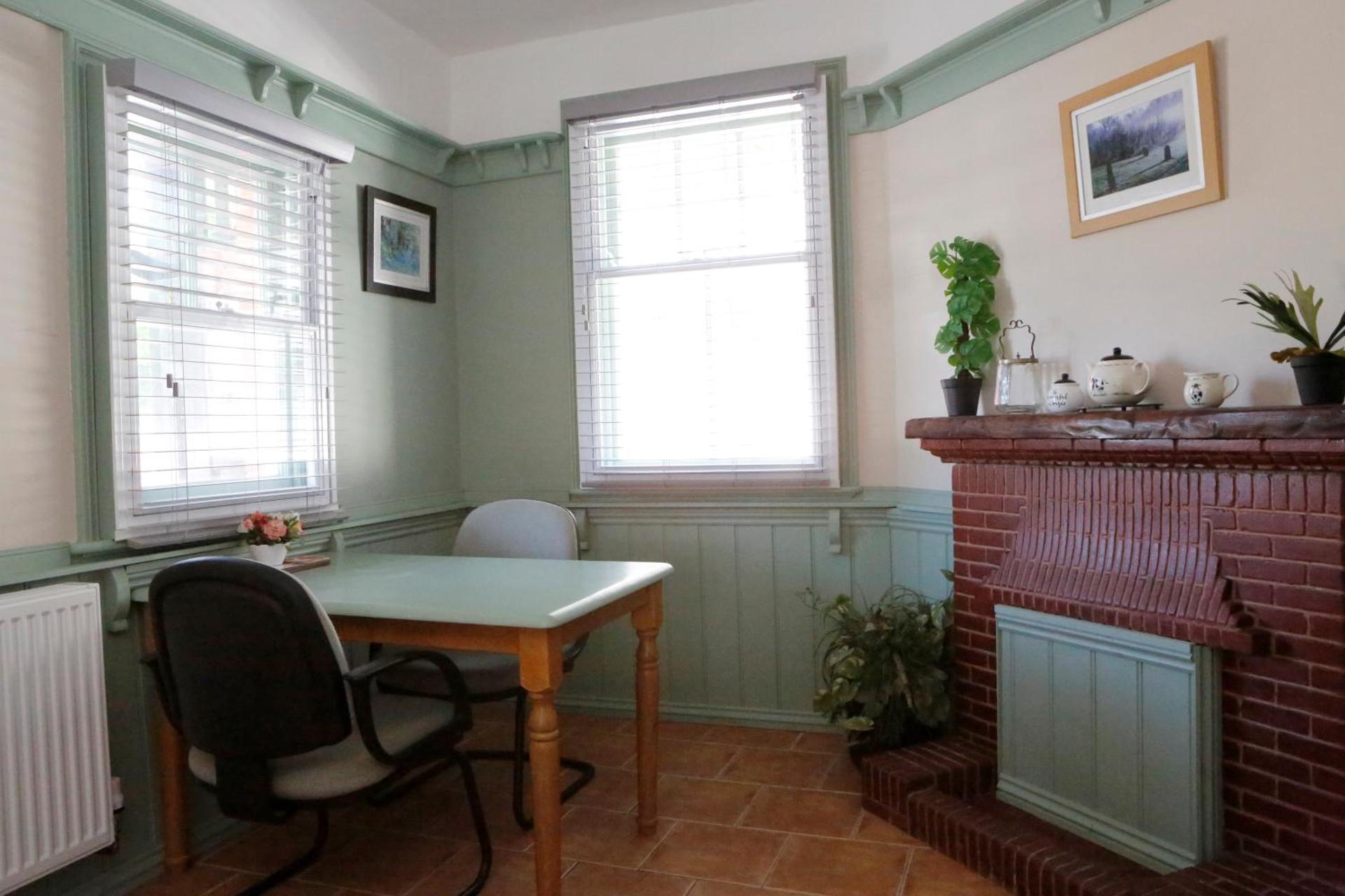 Country Mansion - Private Annexe