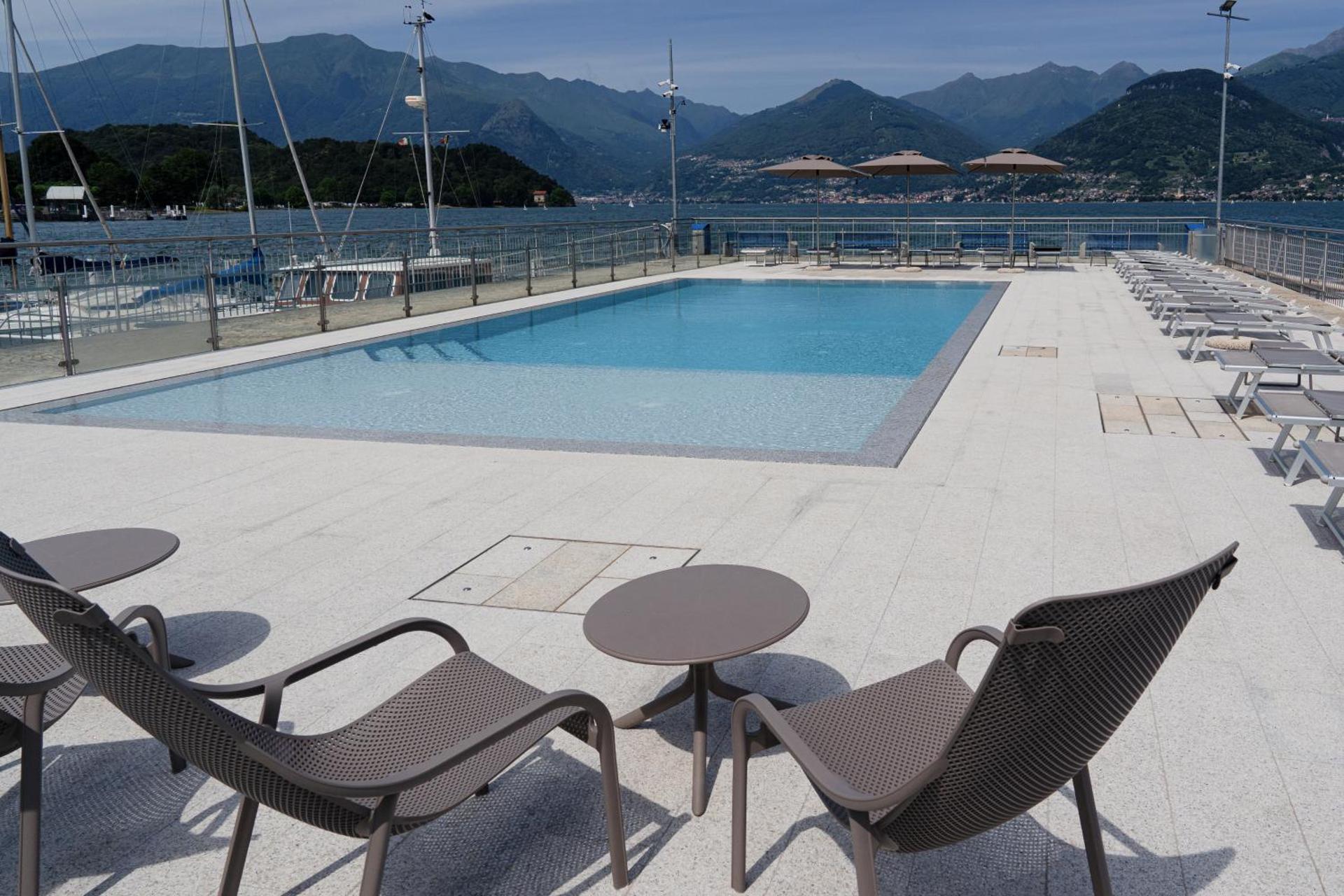 Lago Dorato Marina Lodge - Lakefront