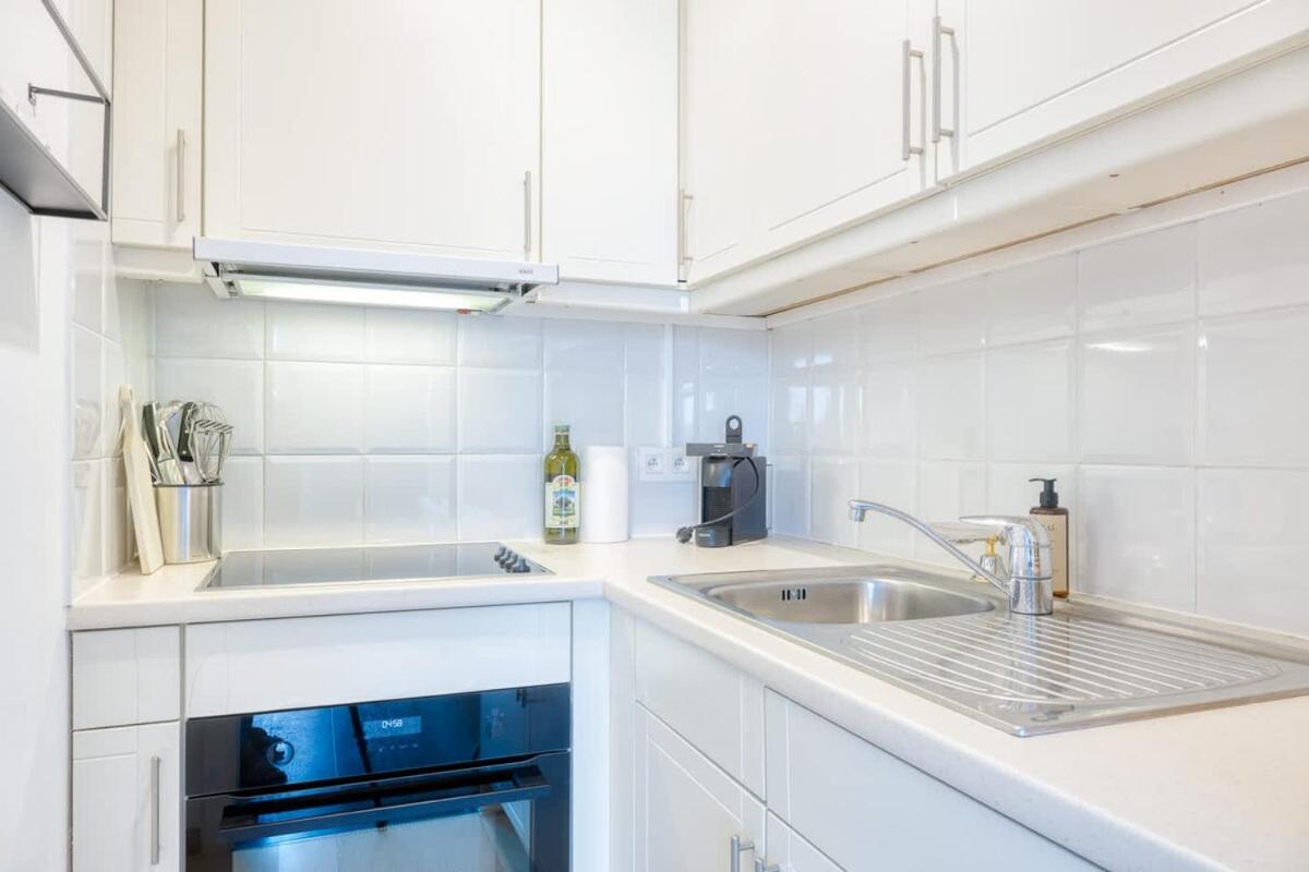 Cozy Apartment nearby the sea