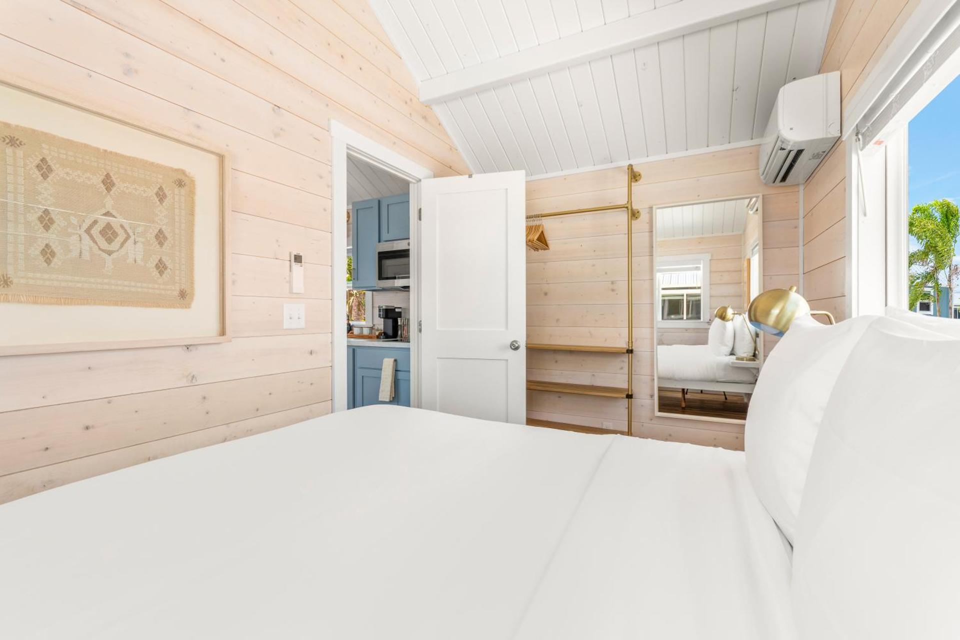 Intercoastal Retreat