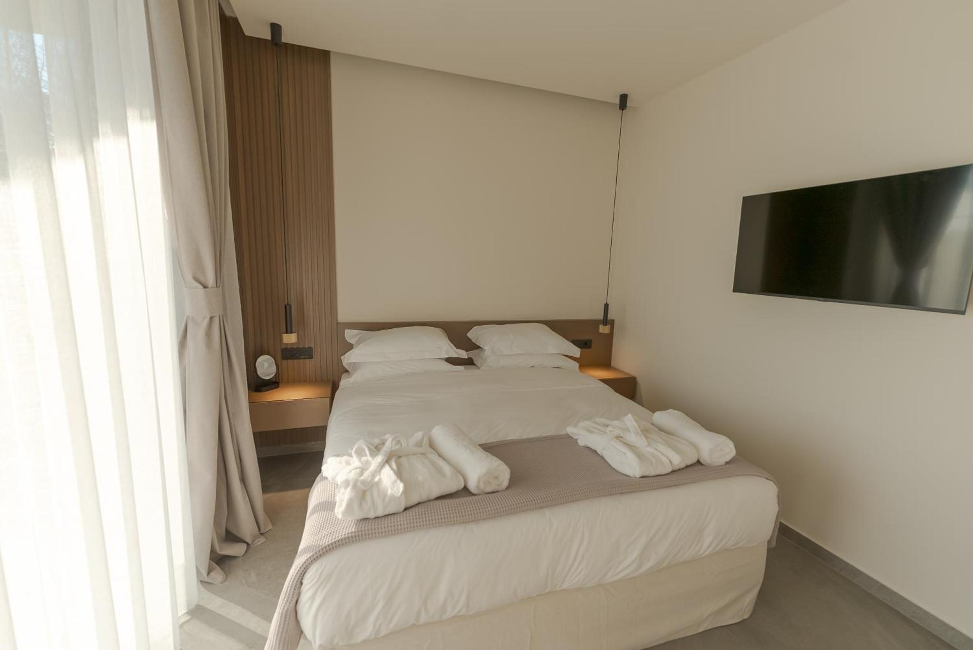 Deluxe Double Room with Sea View