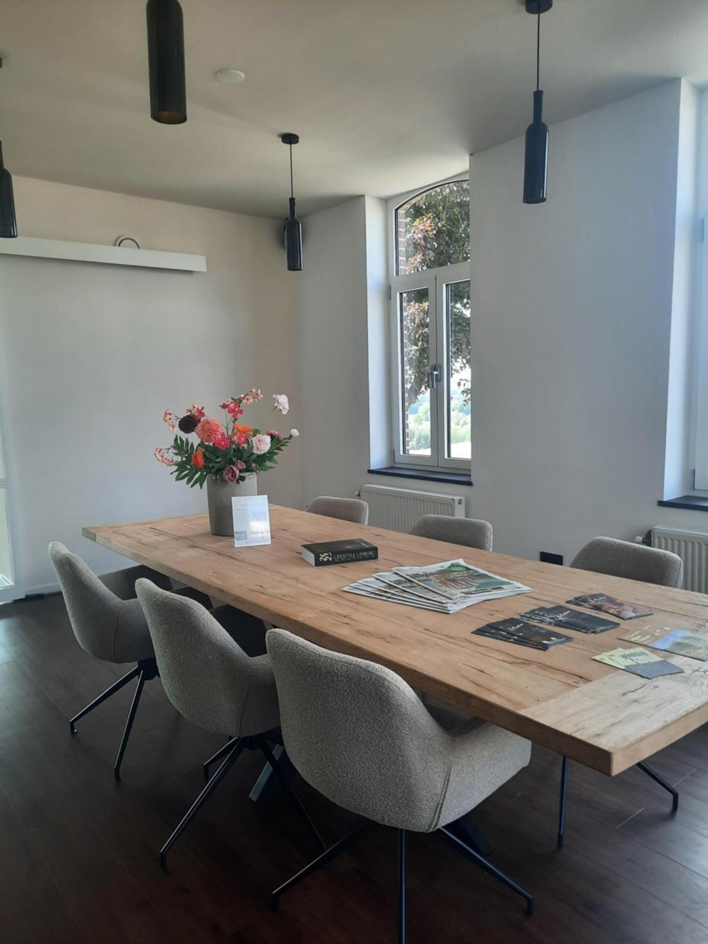 Meeting/conference room