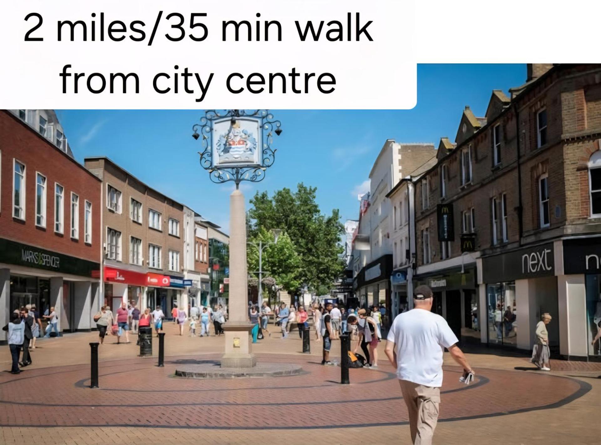 Luxury on a Budget Chelmsford - B&B ROOM in a quiet family home