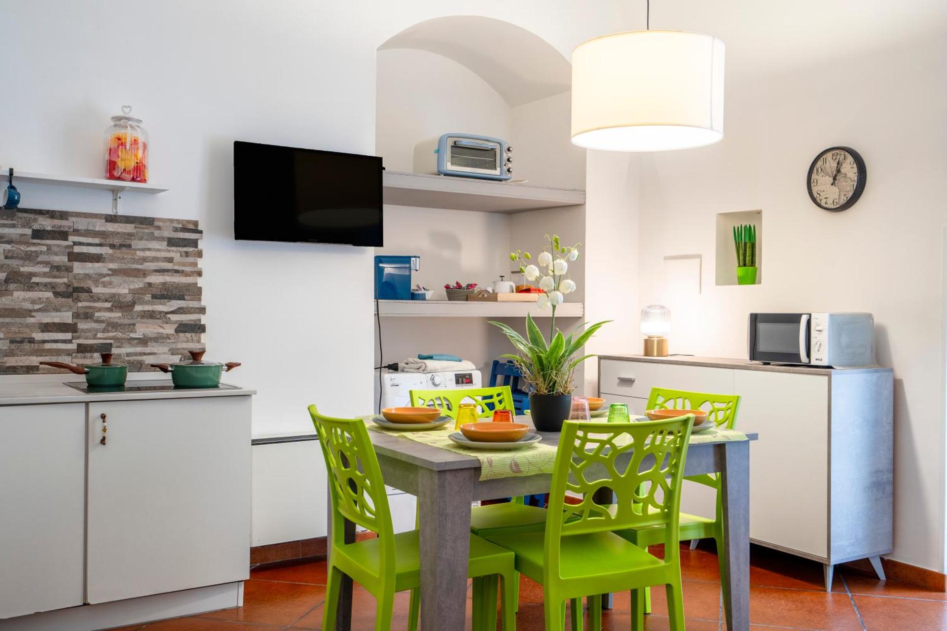 Martini Holiday's house