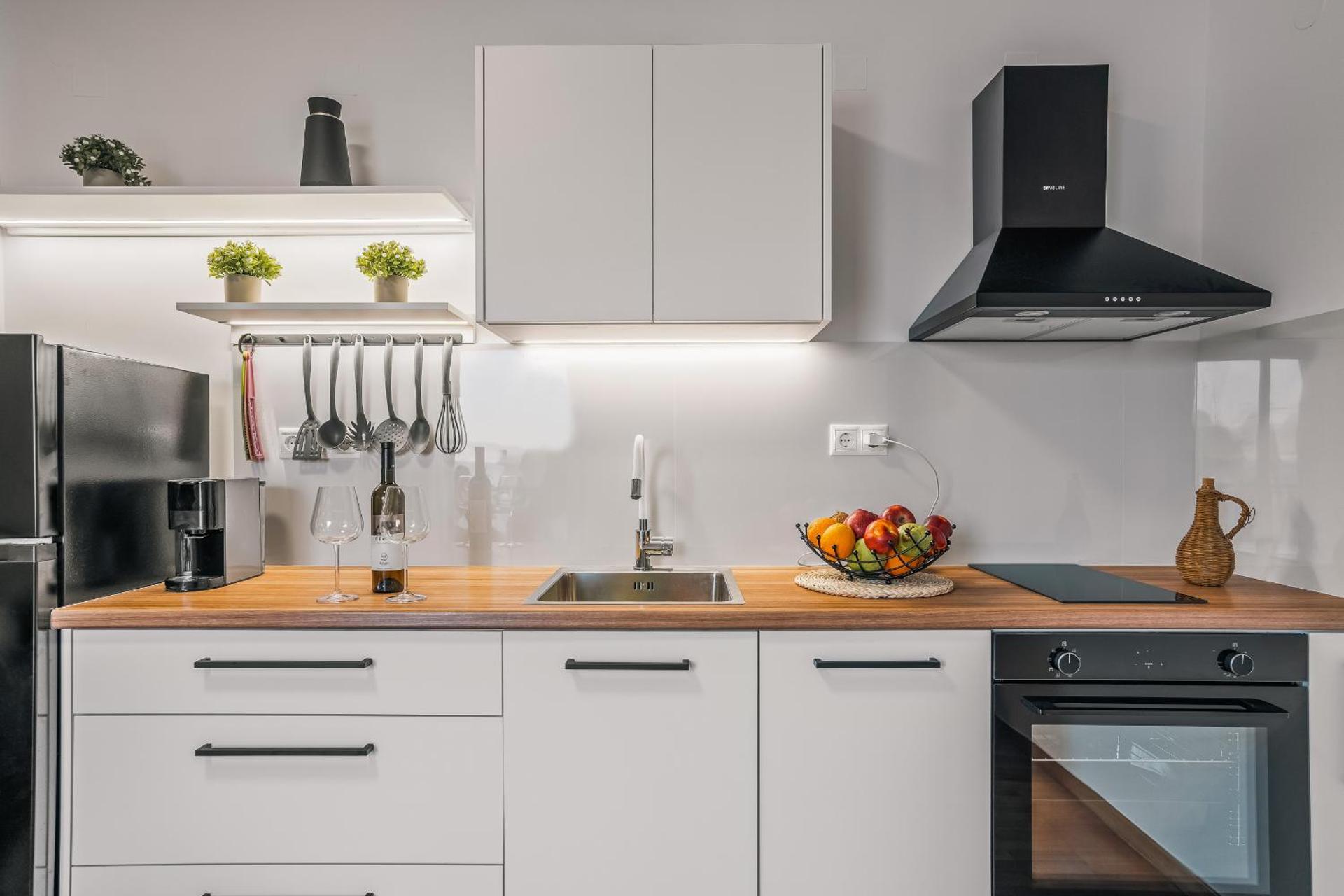 Kitchen or kitchenette