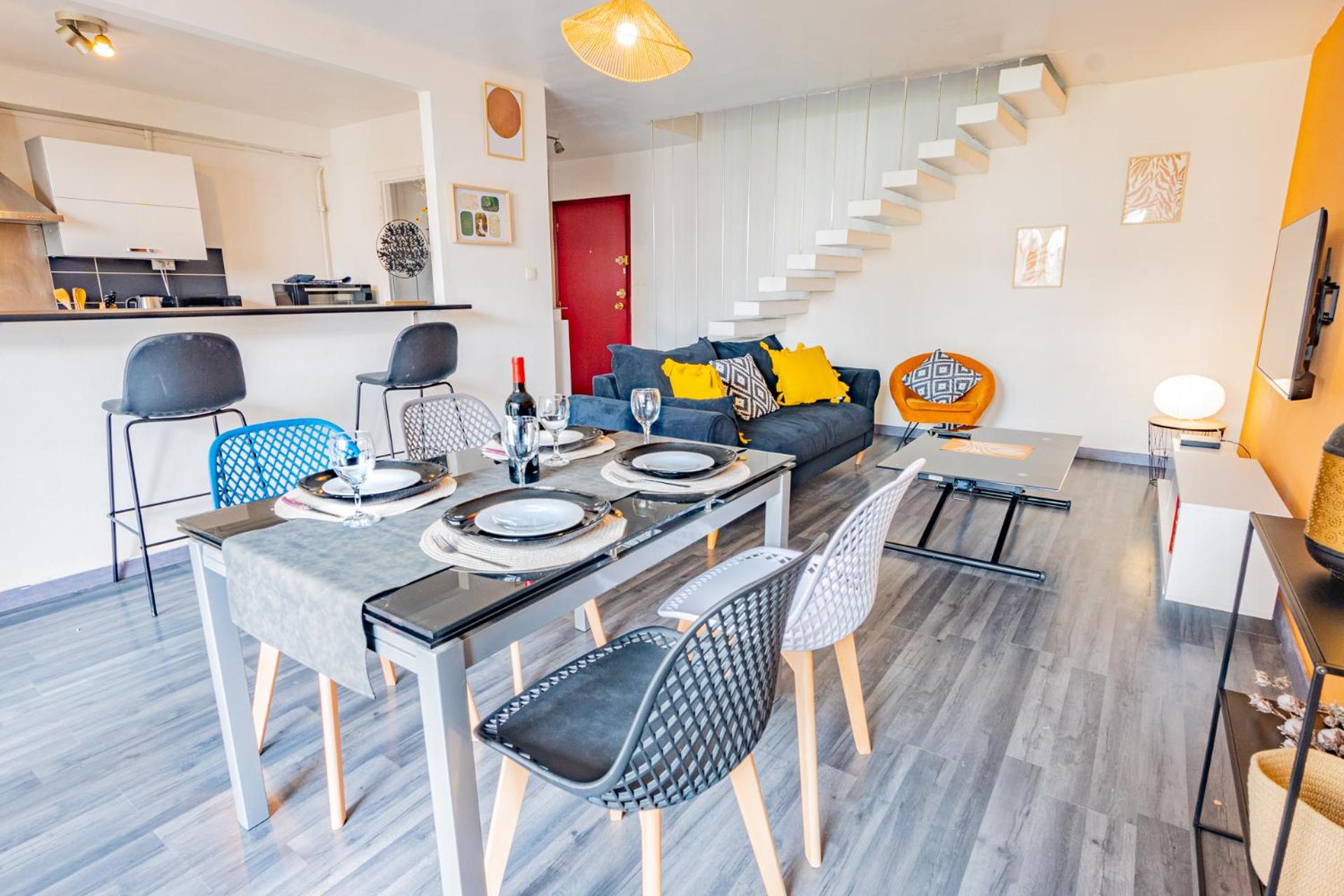 Duplex- T2 Barcelona Pop - Terrasses - Parking - Vue canal