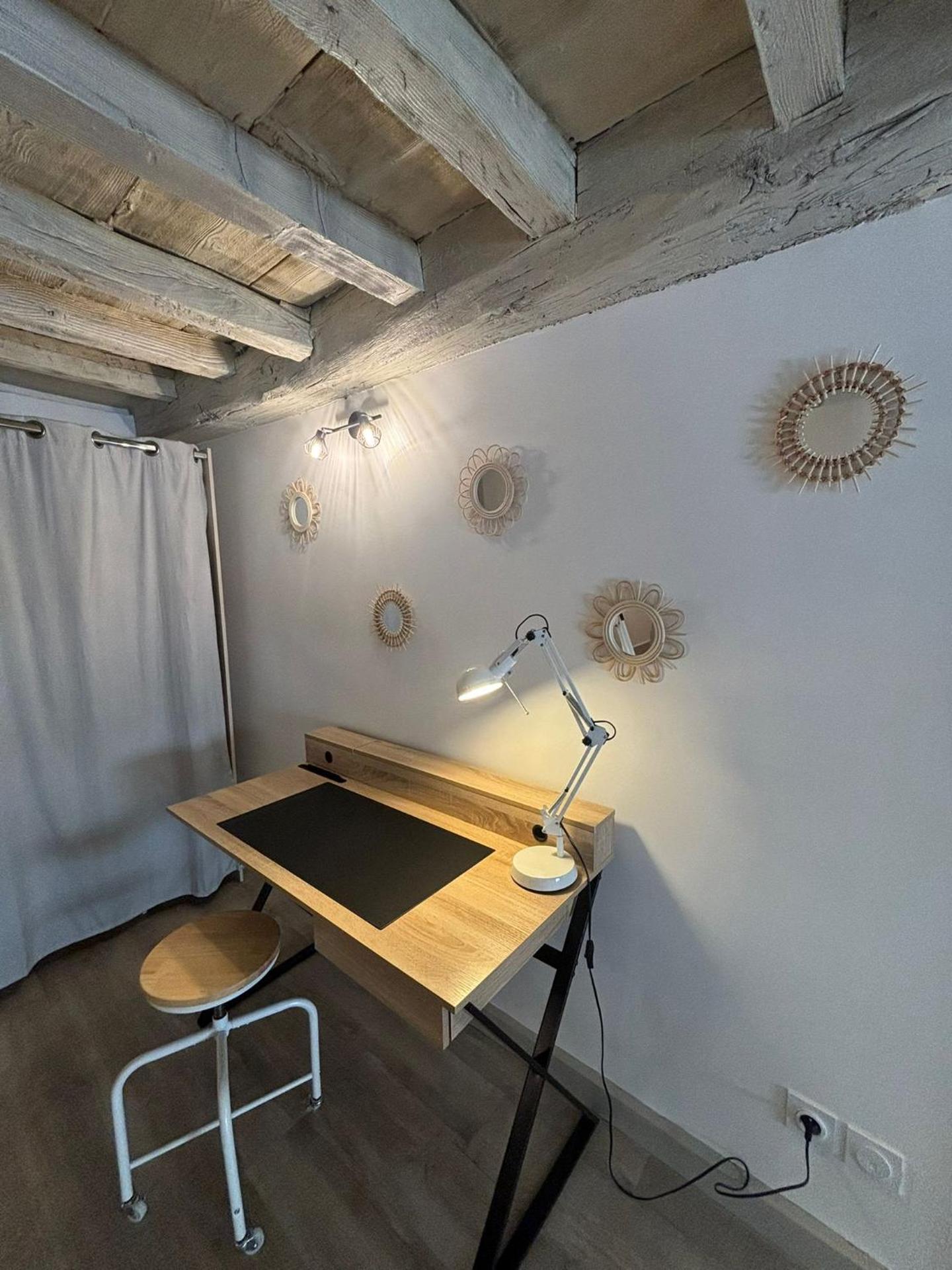 Studio Élégant Roanne