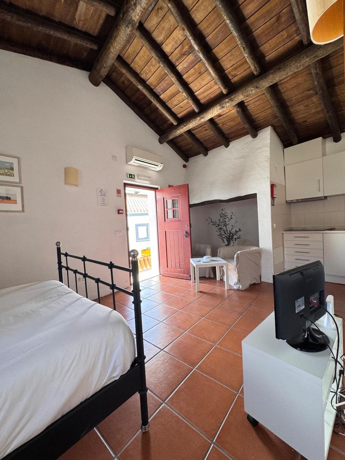 Casinha do Chafariz - Casas da Amieira