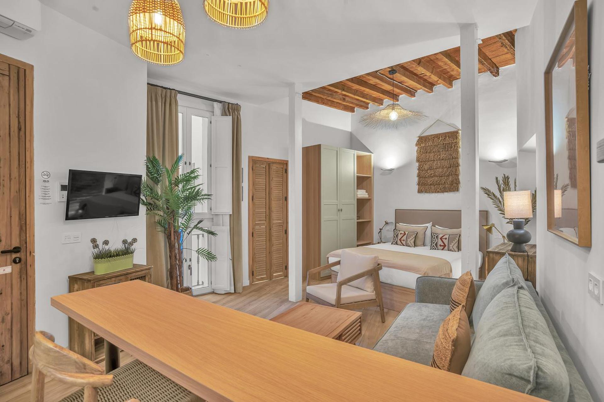 Photo of the whole room