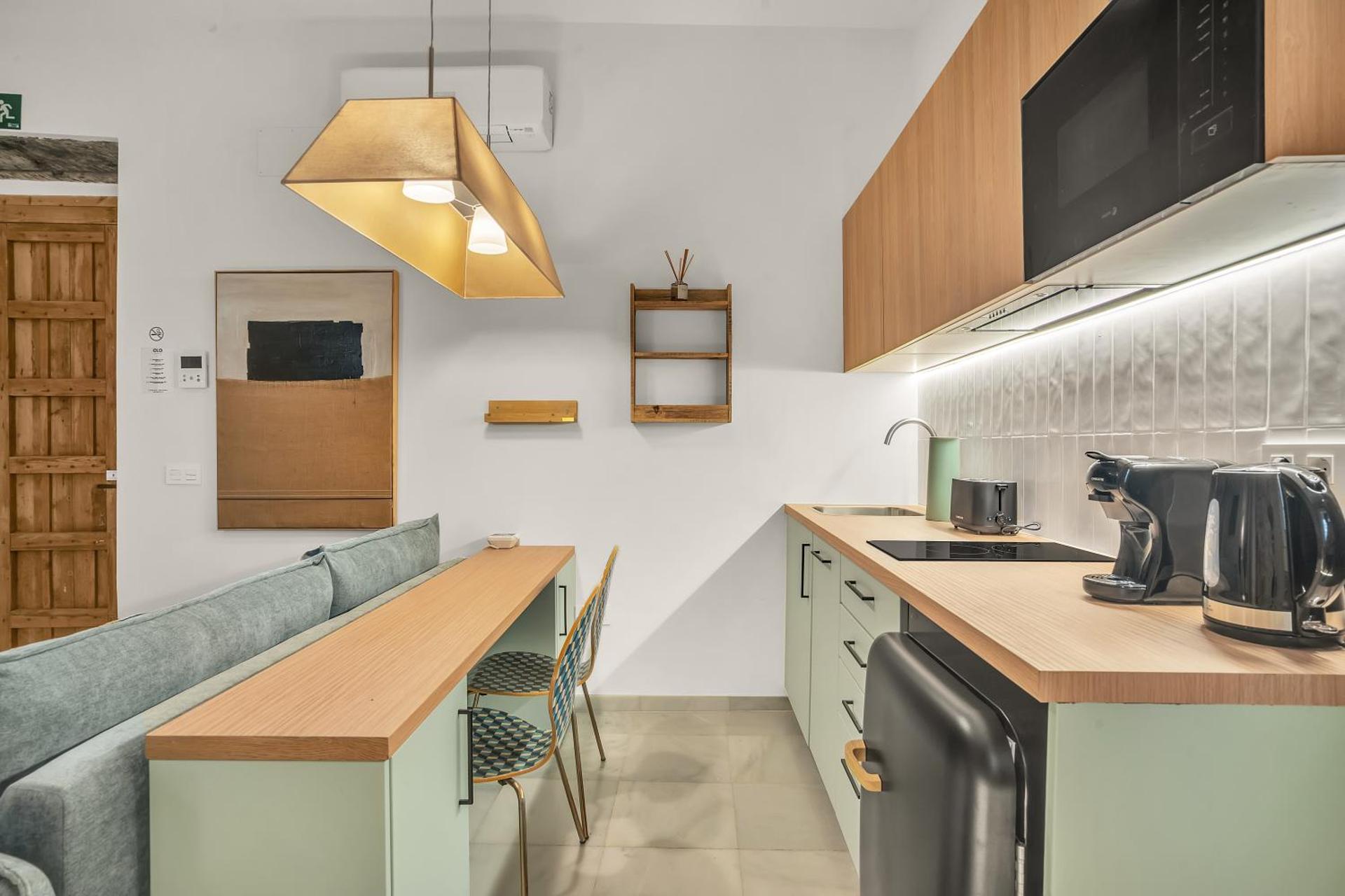 Kitchen or kitchenette
