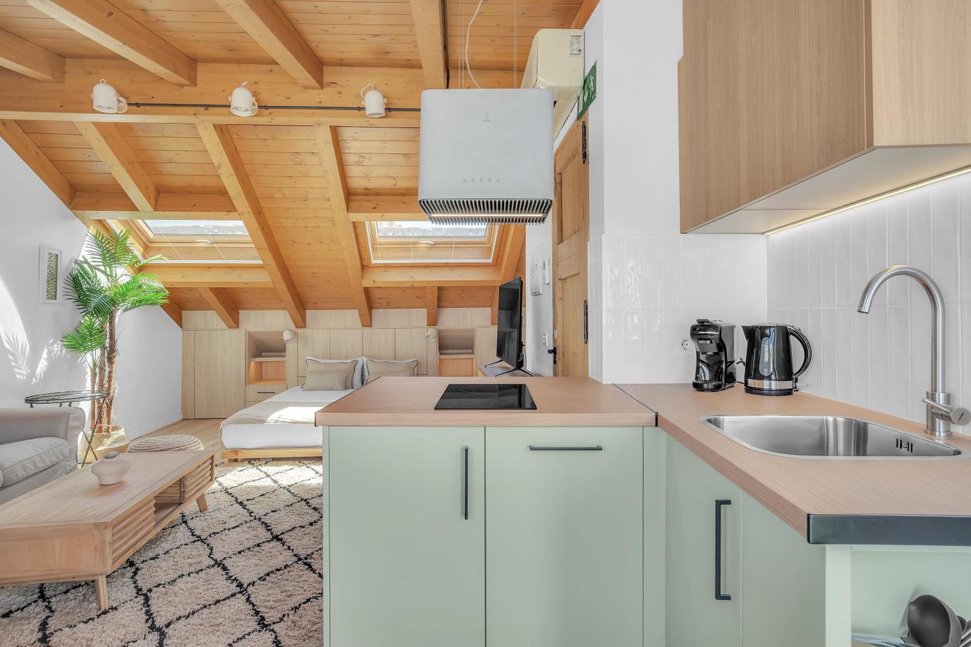 Kitchen or kitchenette