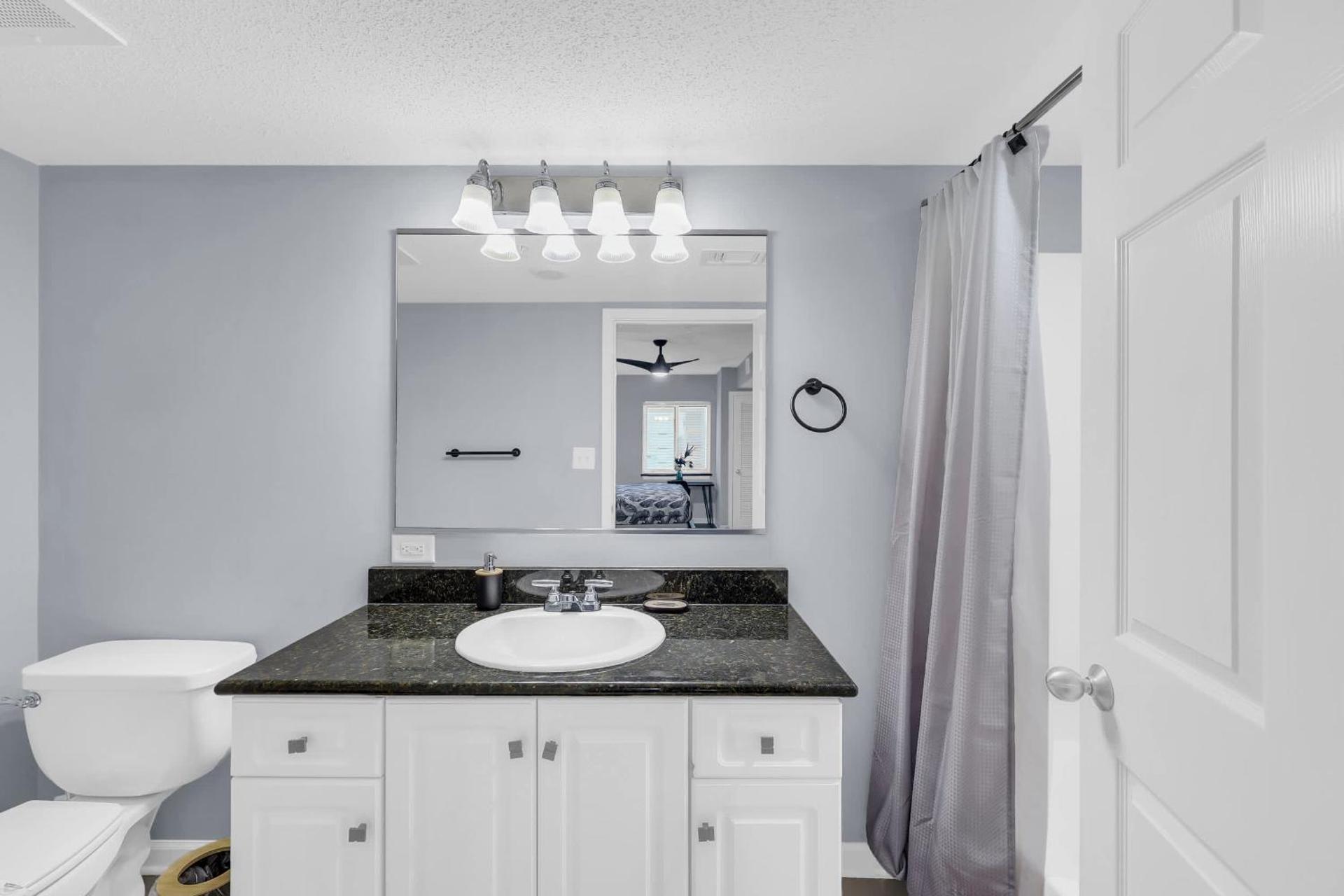 Huge 15000sf Pool Modern Studio at Barefoot Resort