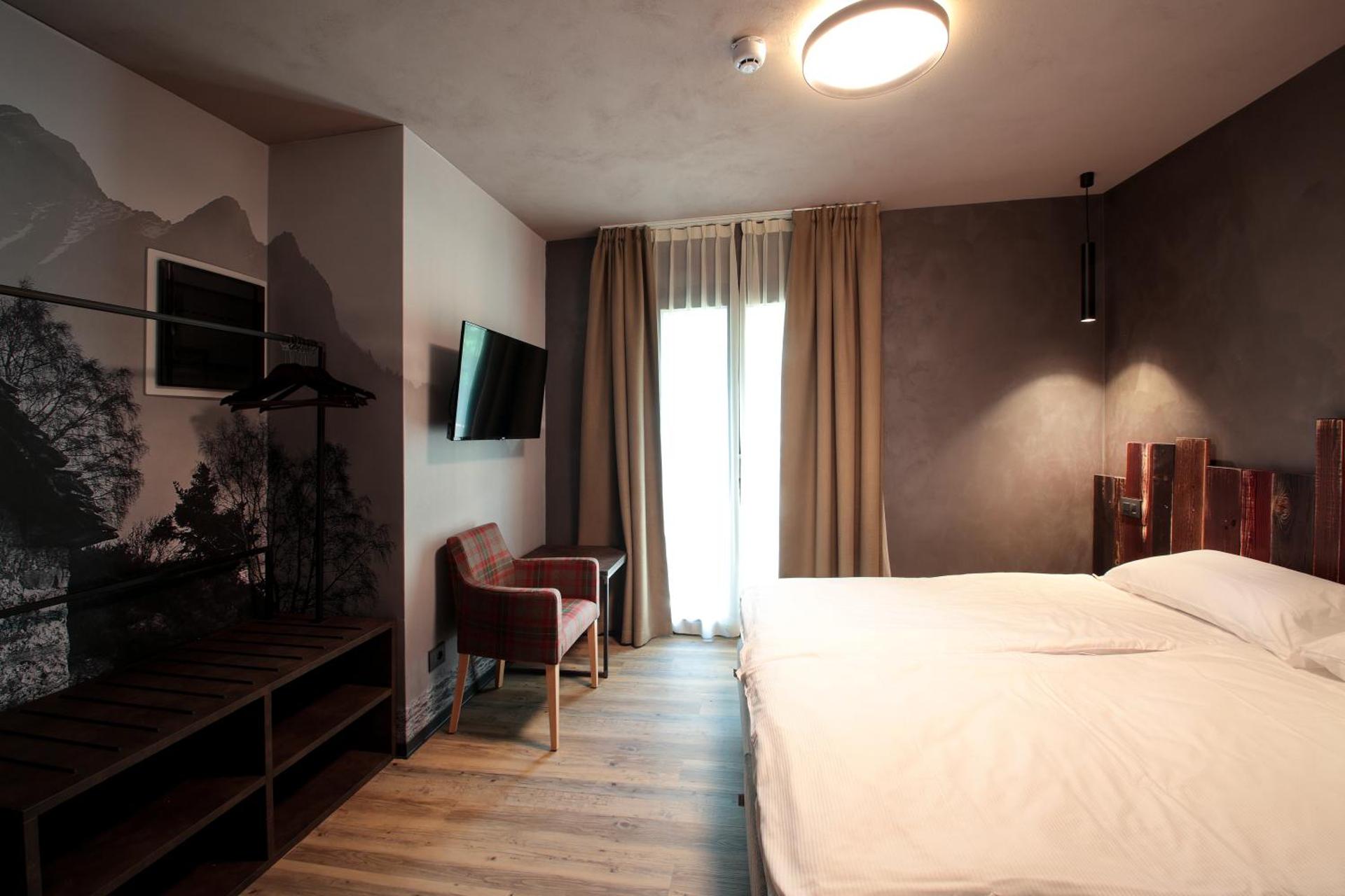 Double or Twin Room with Balcony