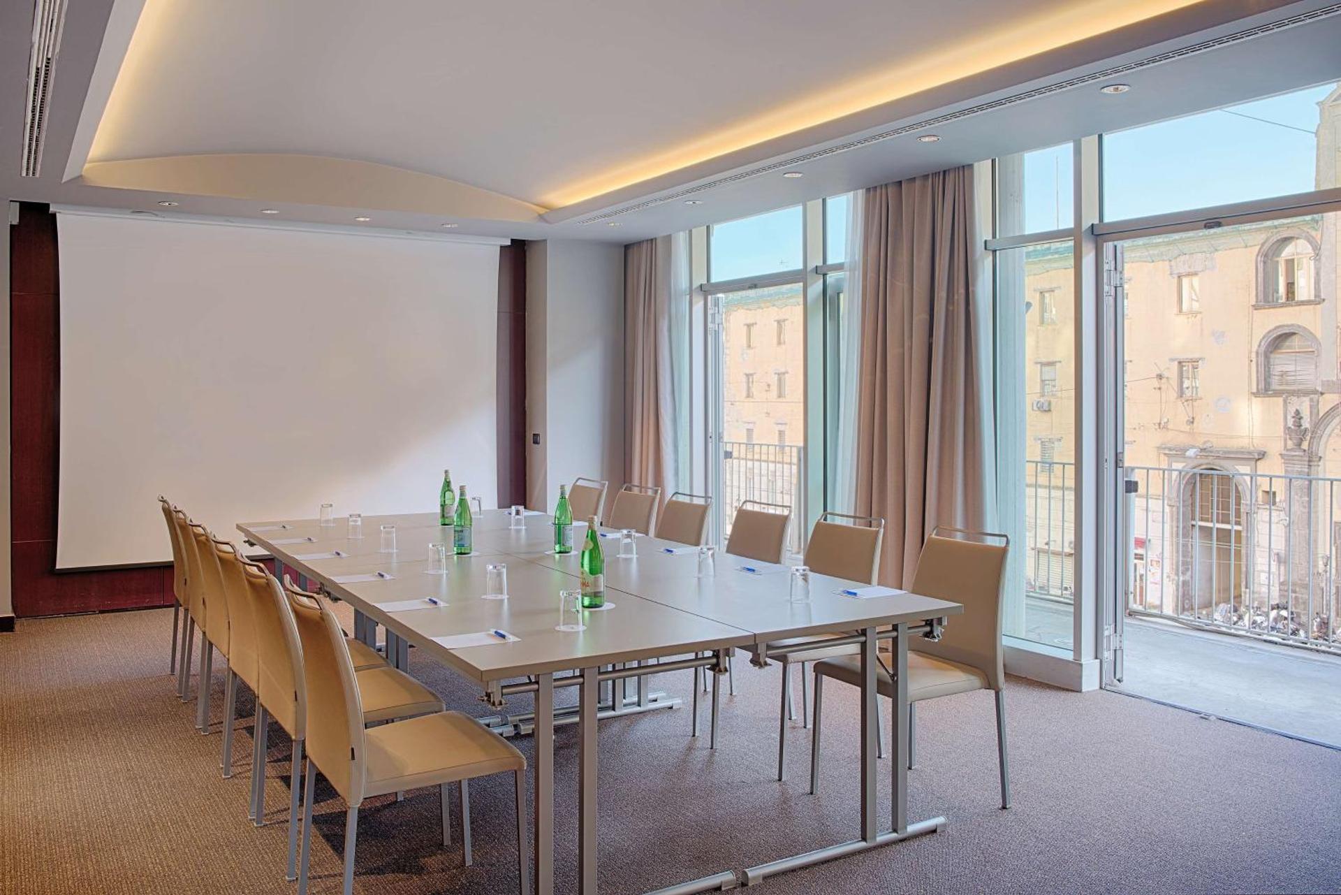 Meeting/conference room