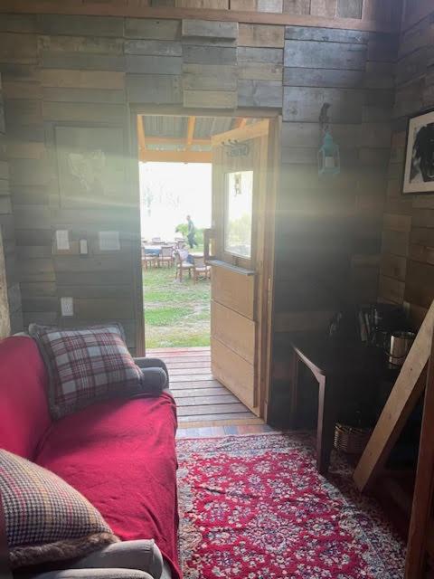 Gracies Grotto Cabin