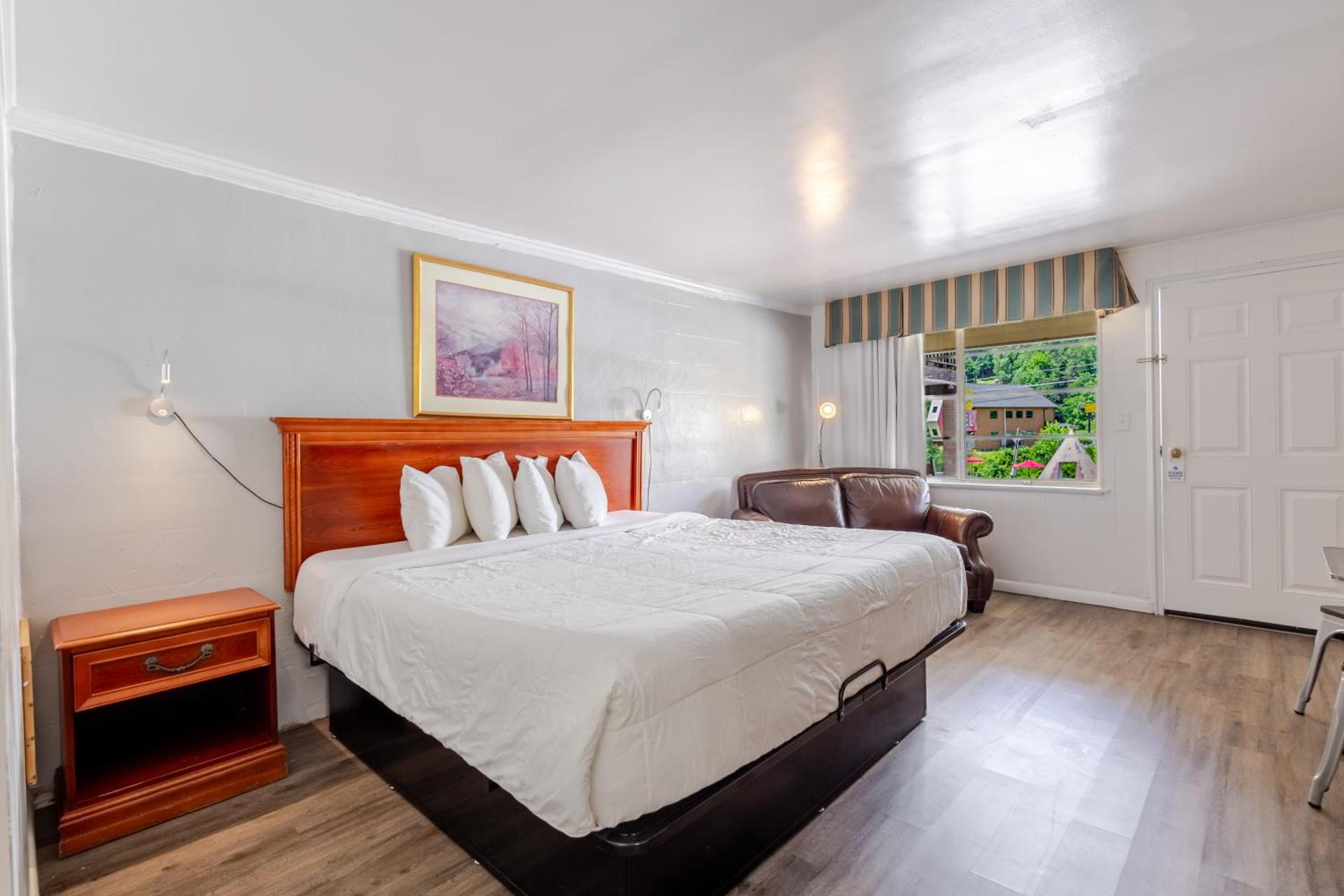 Qualla Cabins and Motel Cherokee near Casino