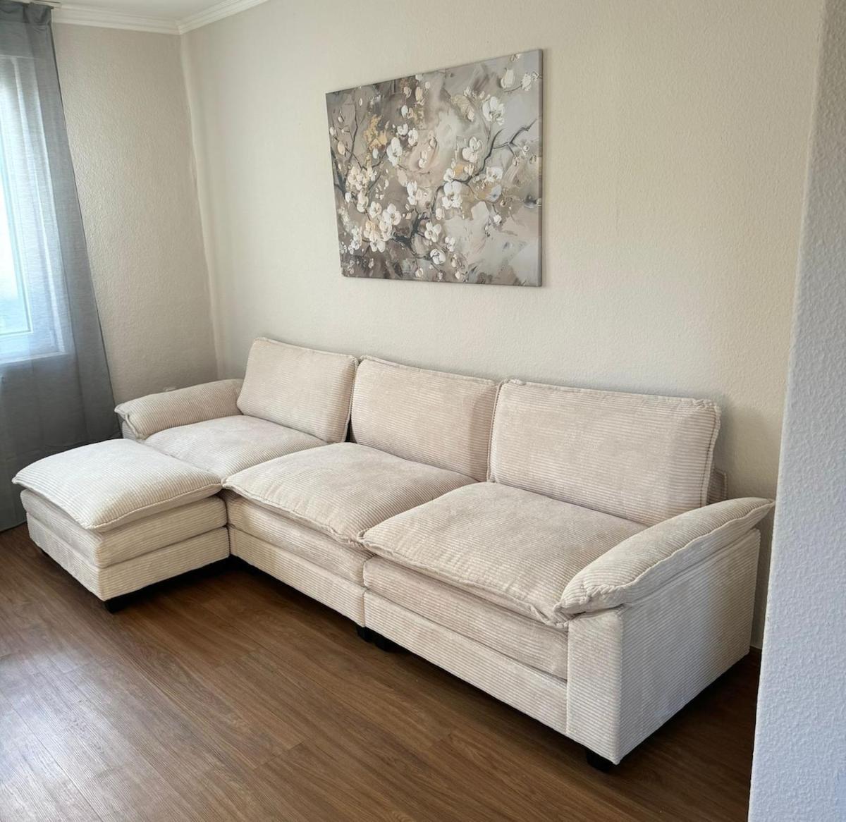 C&V 4 Personen 3 Zimmer Central Smart TV Boxspringbett