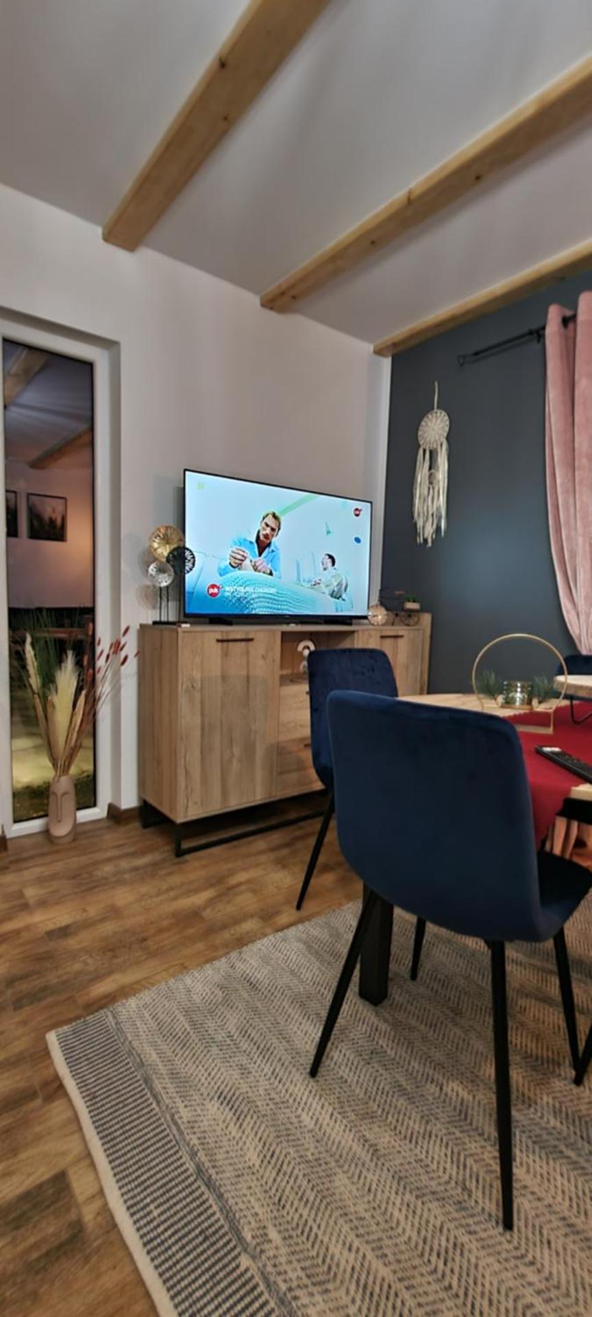 Domki pod lasem Gorce z kominkiem i jacuzzi