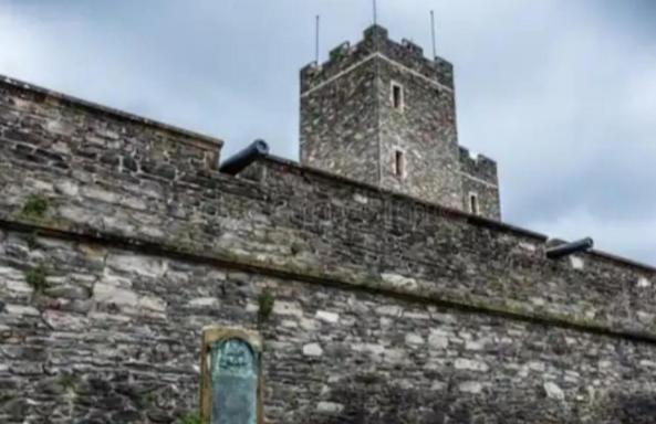 penthouse on the river foyle. foyleview apartments