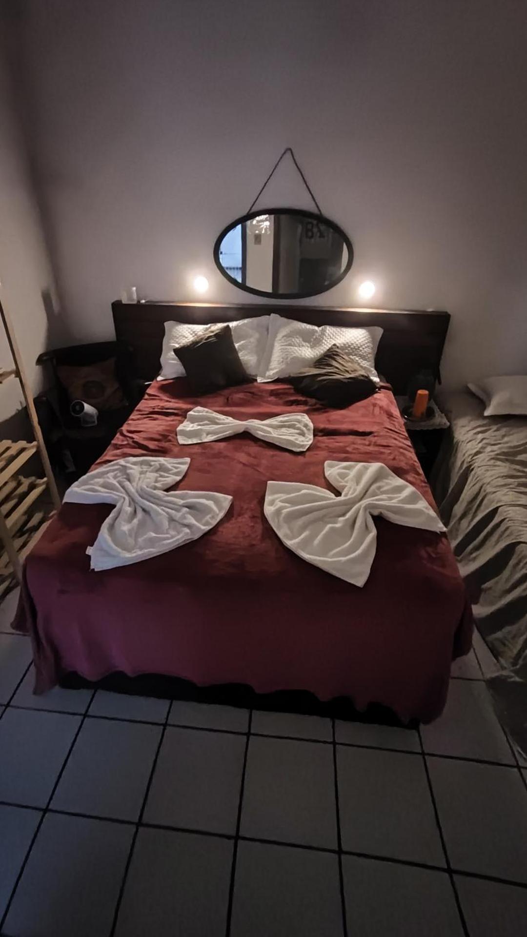 Suíte Nostalgia Ar refrigerado TV55" Canais free Pousada Tijucas Lua Encantada