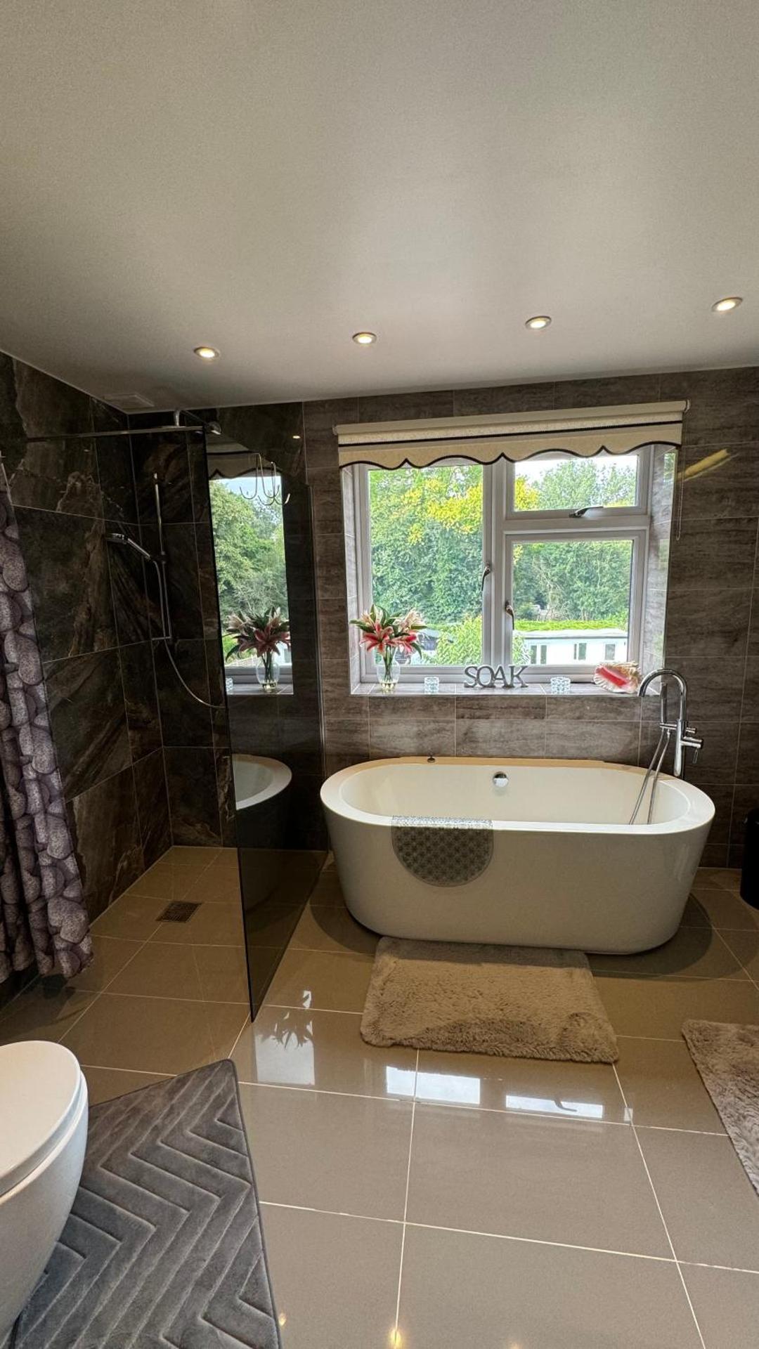 Stunning double bedroom Greenwich London with private bathroom