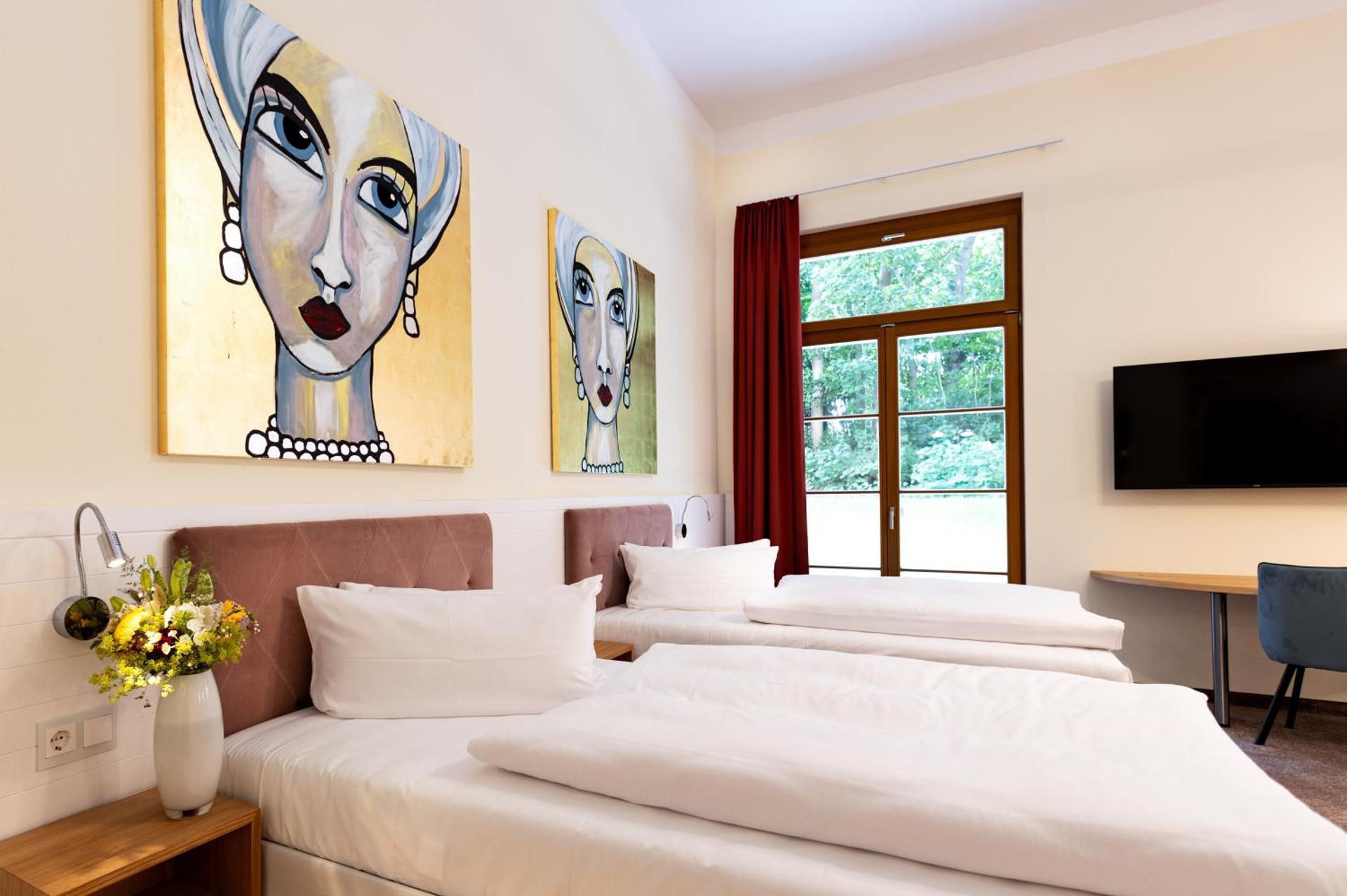 Photo of the whole room