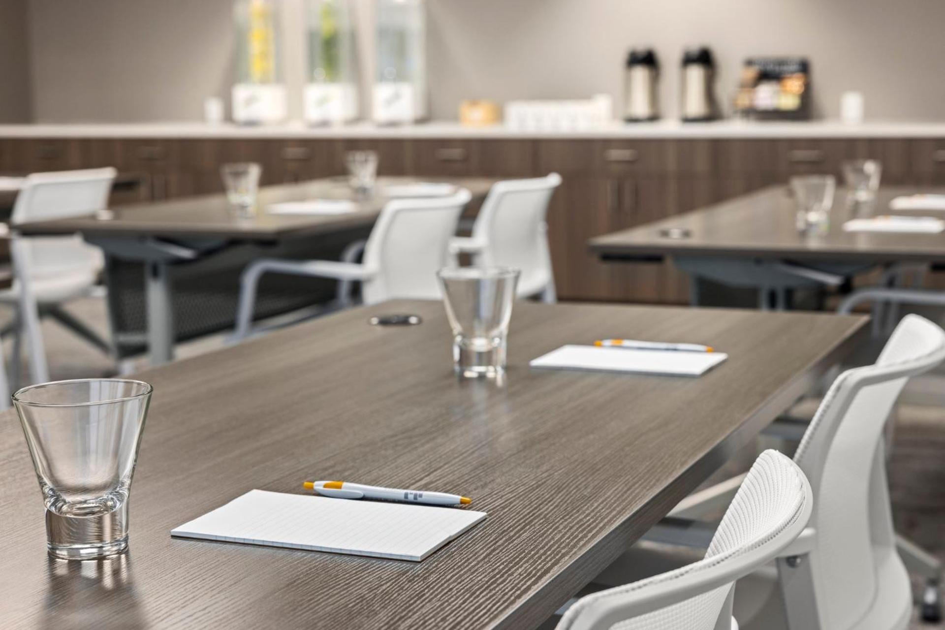 Meeting/conference room