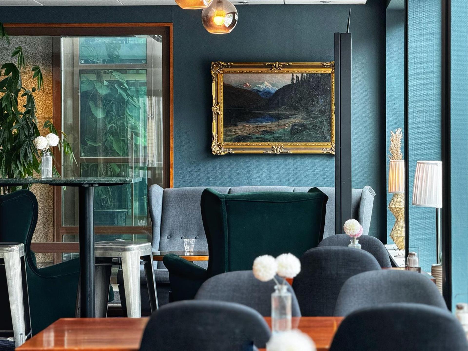 Restaurant/places to eat