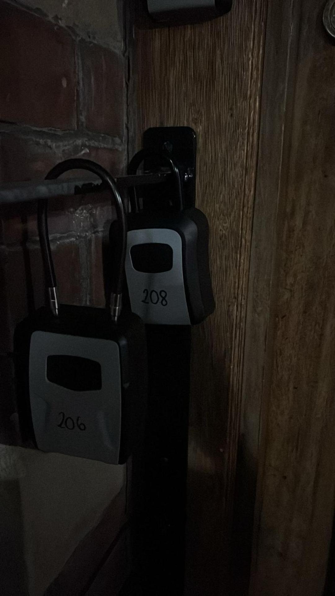 2BR Apartment - LuxeSuites - City Centre