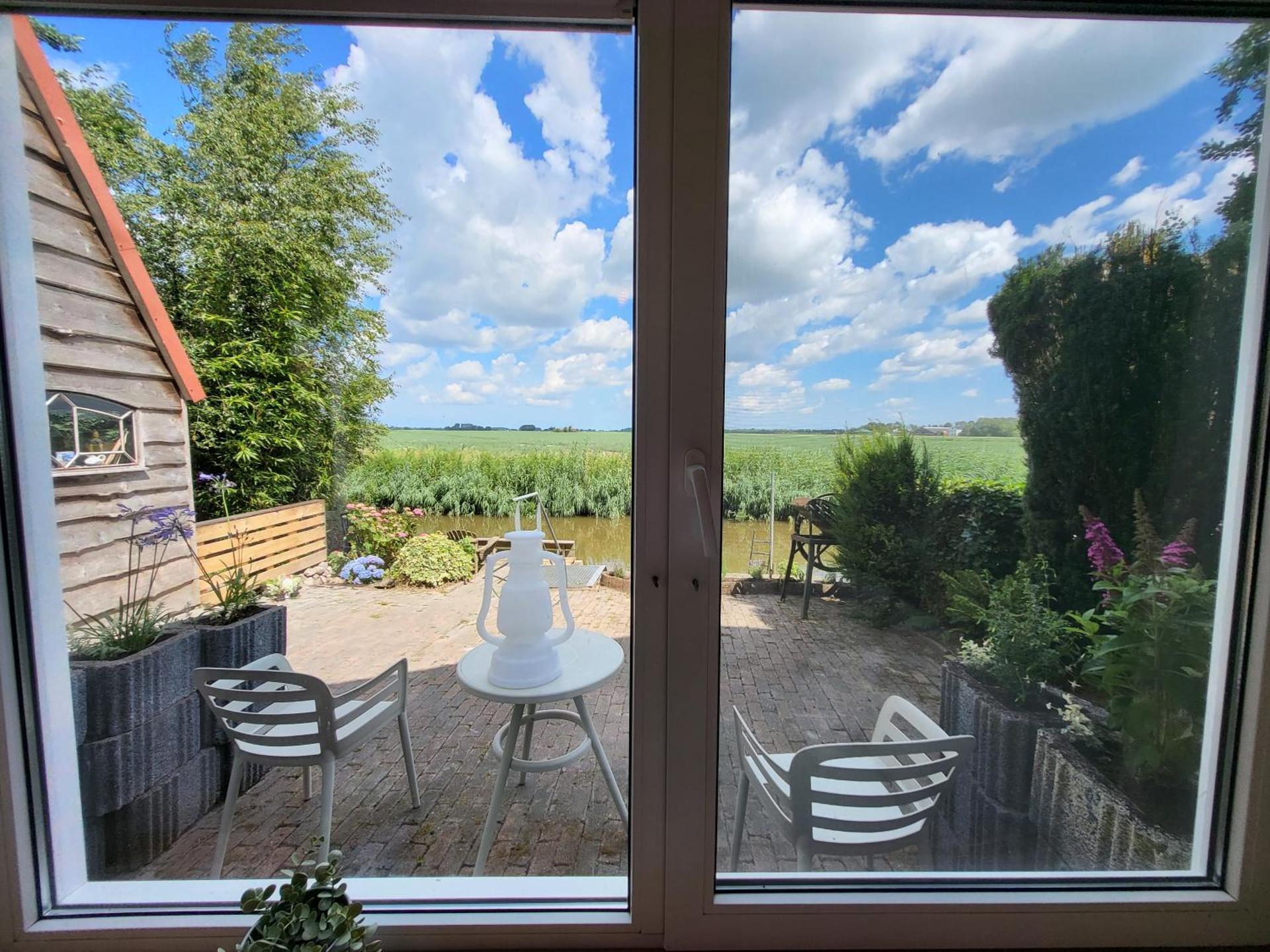 Appartement 1 met uitzicht op de waterkant van Op de Roemte