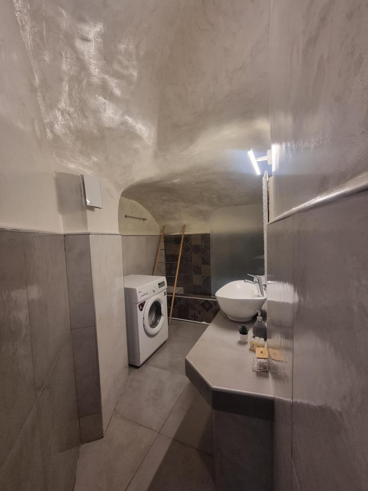 Nefeli Traditional Cave Houses