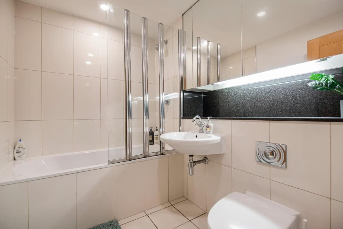 Big Flat close to Big Ben