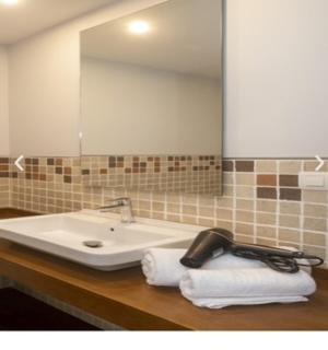 APARTAMENTOS BARCELLA TAPIA